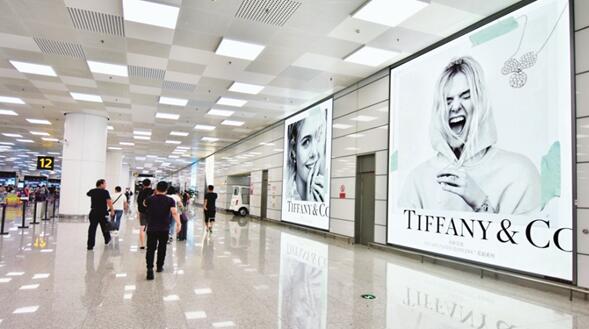 鄭州新鄭國際機場t3航站樓到達行李廳墻面墻體燈箱