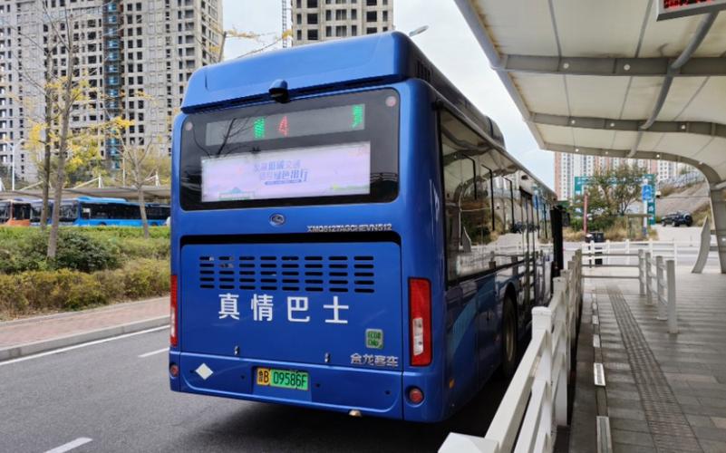 青岛黄岛区公交站牌广告投放深度指南：从候车亭广告到精准营销